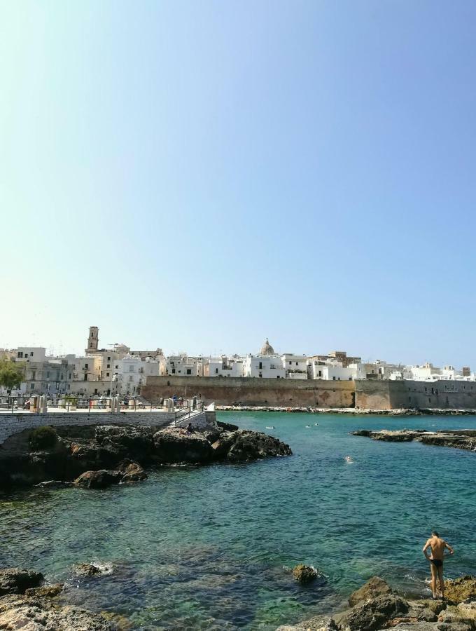 La Casetta Vico San Leonardo Monopoli Εξωτερικό φωτογραφία